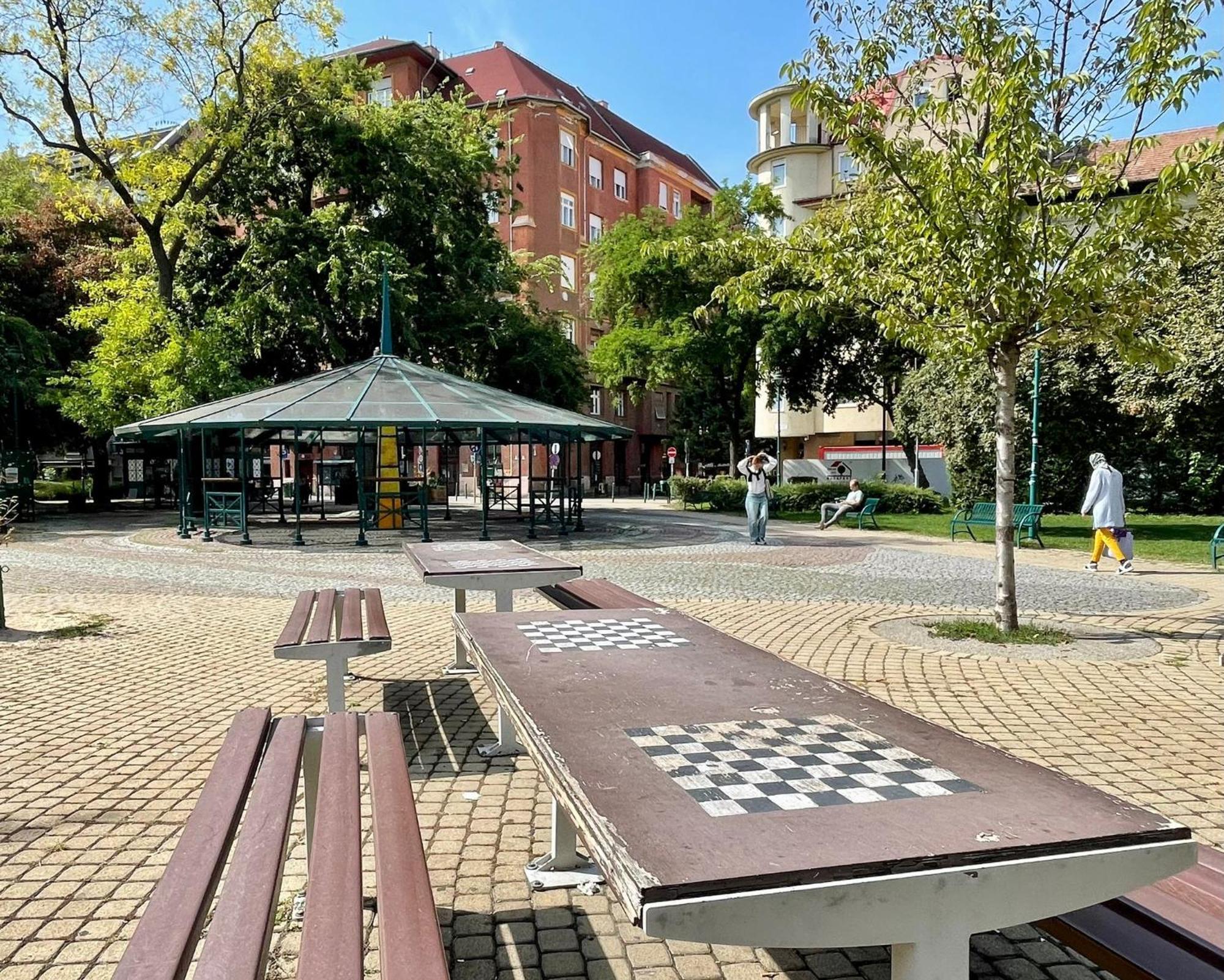 Green City Apartment Budapest - Free Garage, Ac, Balcony, Wi-Fi ภายนอก รูปภาพ